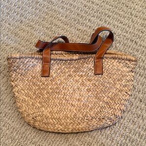 Stylish Tan Woven Tote Bag
